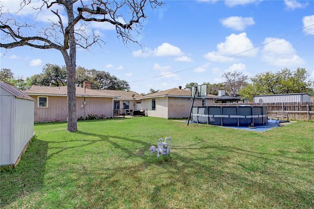 2909 Woodmeadow Drive, Bryan, TX 77802
