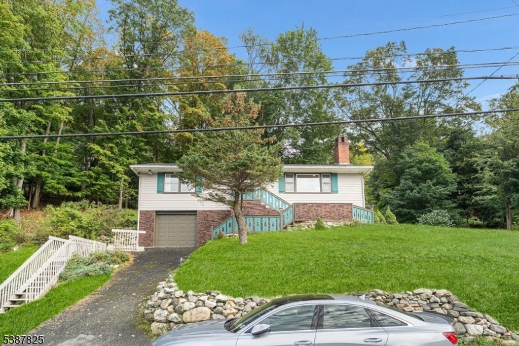 159 E Shore Trl, Sparta Twp., NJ 07871