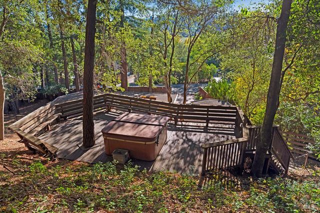 815 Dry Creek Rd, Healdsburg, CA 95448