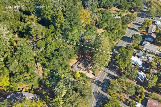 815 Dry Creek Rd, Healdsburg, CA 95448