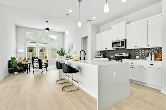 2316 Gold Dust TRL, Leander, TX 78641