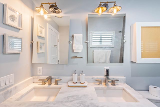 2830 SW 5th Street, Boynton Beach, FL 33435