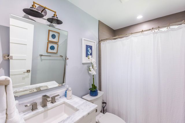 2830 SW 5th Street, Boynton Beach, FL 33435