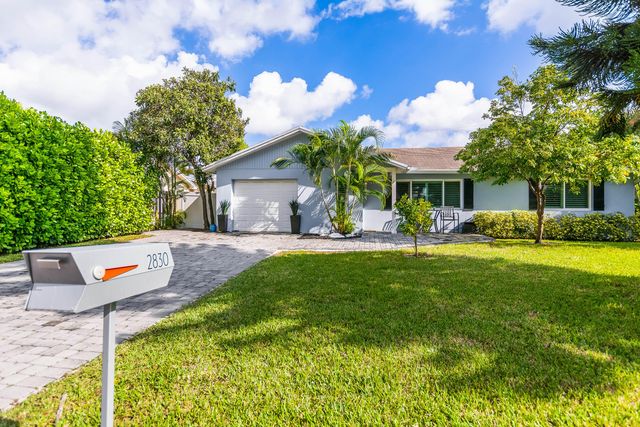 2830 SW 5th Street, Boynton Beach, FL 33435