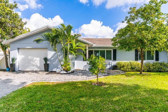 2830 SW 5th Street, Boynton Beach, FL 33435