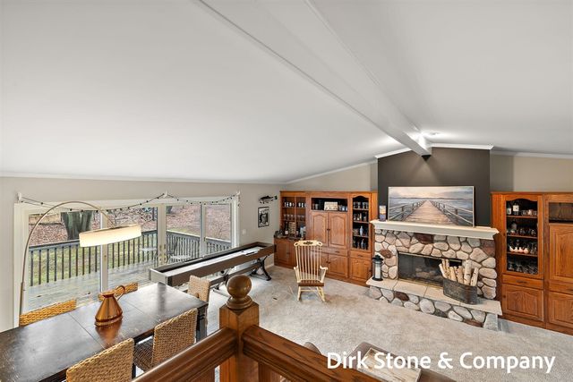 18569 Pawnee Drive, Spring Lake, MI 49456