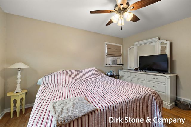 18569 Pawnee Drive, Spring Lake, MI 49456