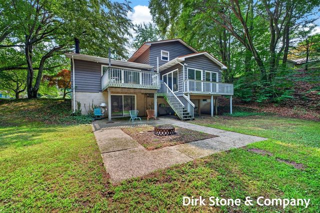 18569 Pawnee Drive, Spring Lake, MI 49456