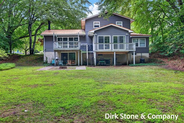 18569 Pawnee Drive, Spring Lake, MI 49456
