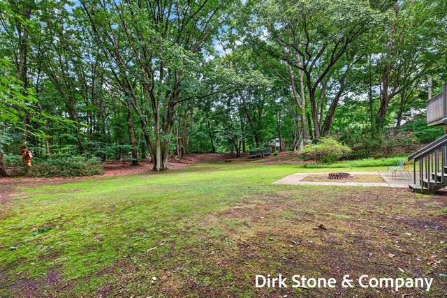 18569 Pawnee Drive, Spring Lake, MI 49456