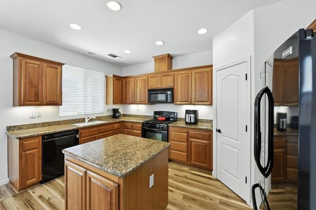 2010 Ranch Bluff Way, El Dorado Hills, CA 95762