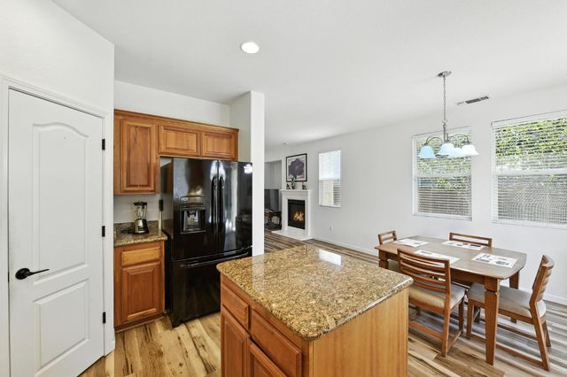 2010 Ranch Bluff Way, El Dorado Hills, CA 95762