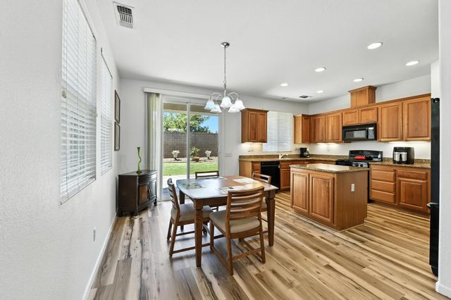 2010 Ranch Bluff Way, El Dorado Hills, CA 95762