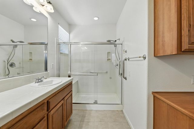 2010 Ranch Bluff Way, El Dorado Hills, CA 95762