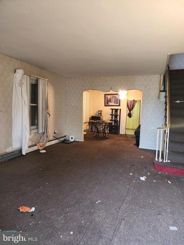 2650 S 61ST ST, Philadelphia, PA 19142