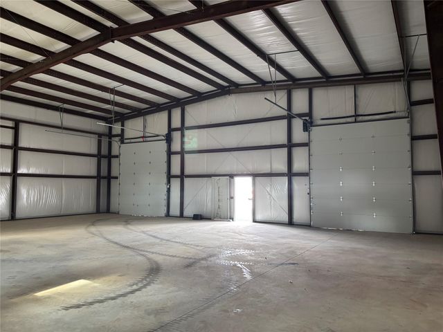 932 Highway 71 E, Bastrop, TX 78602