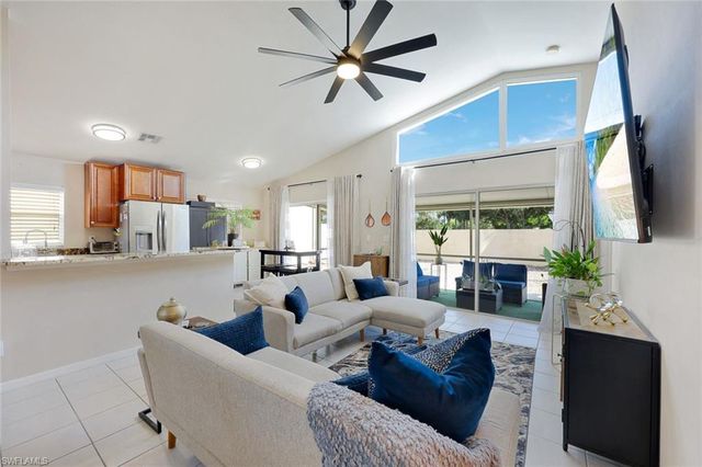 5018 ECLIPSE CT, Naples, FL 34104