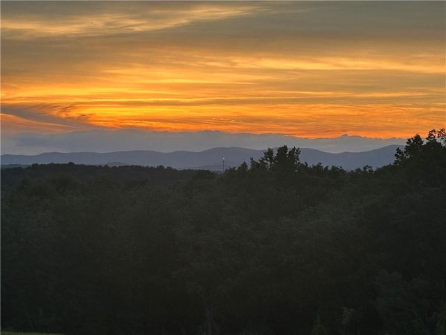 150 Grand Oak Lane, Dahlonega, GA 30533