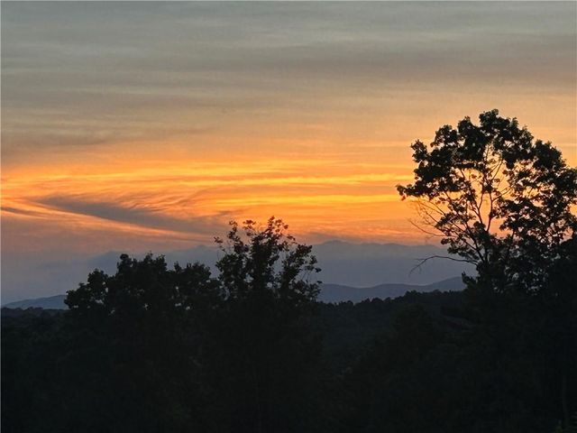 150 Grand Oak Lane, Dahlonega, GA 30533