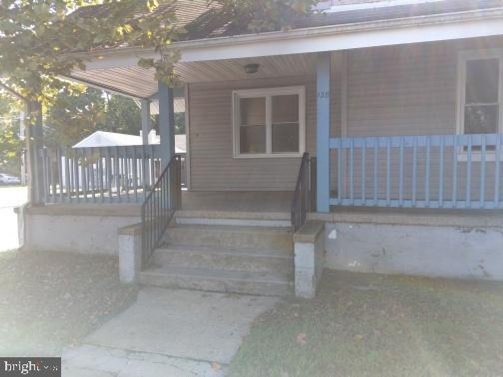 128 S MAIN ST, Glassboro, NJ 08028