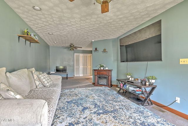 2424 Overlook Road, Kingsport, TN 37664