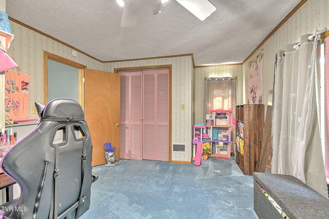 2424 Overlook Road, Kingsport, TN 37664