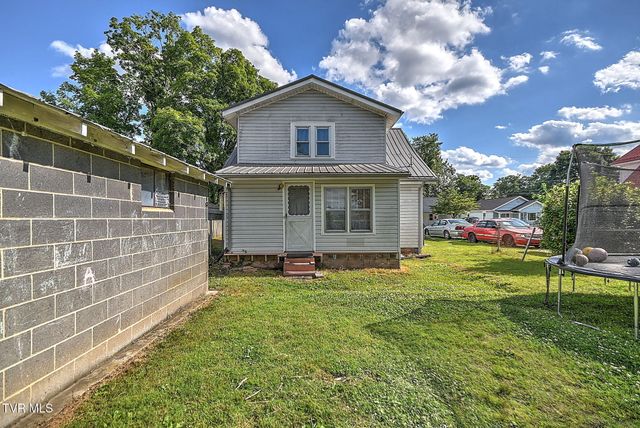 2424 Overlook Road, Kingsport, TN 37664