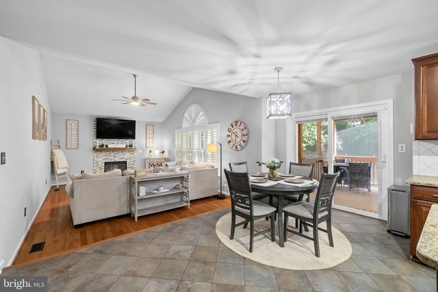 6001 FOX POINT RD, Fredericksburg, VA 22407