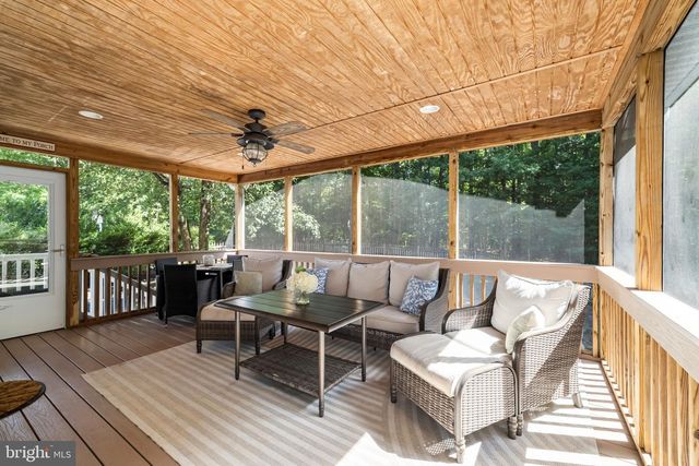 6001 FOX POINT RD, Fredericksburg, VA 22407