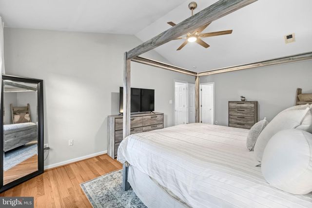 6001 FOX POINT RD, Fredericksburg, VA 22407