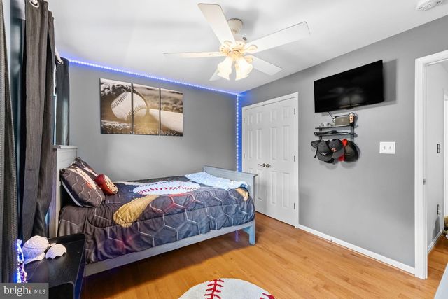 6001 FOX POINT RD, Fredericksburg, VA 22407