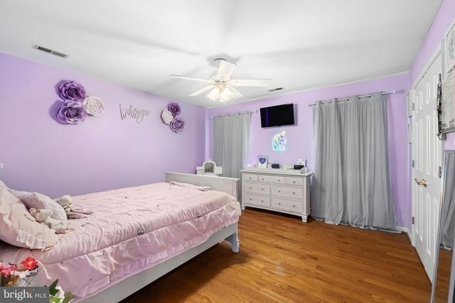6001 FOX POINT RD, Fredericksburg, VA 22407