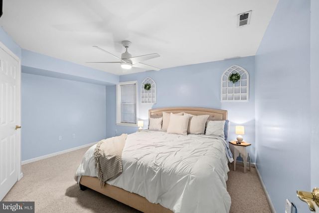 6001 FOX POINT RD, Fredericksburg, VA 22407
