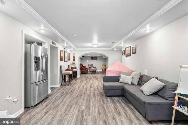6001 FOX POINT RD, Fredericksburg, VA 22407