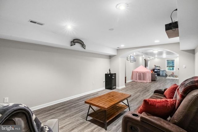 6001 FOX POINT RD, Fredericksburg, VA 22407