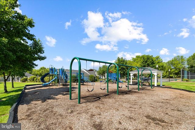 6001 FOX POINT RD, Fredericksburg, VA 22407