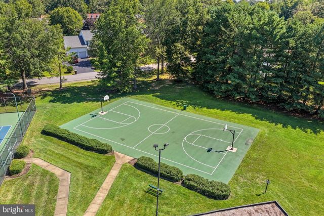 6001 FOX POINT RD, Fredericksburg, VA 22407