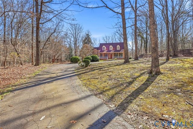 2410 Gobbler Ridge Rd, Powhatan, VA 23139