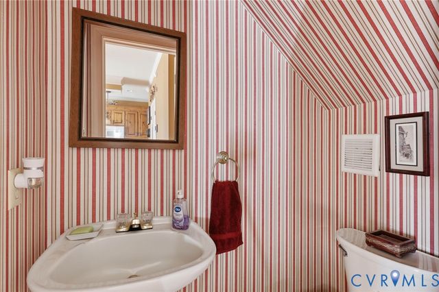 2410 Gobbler Ridge Rd, Powhatan, VA 23139