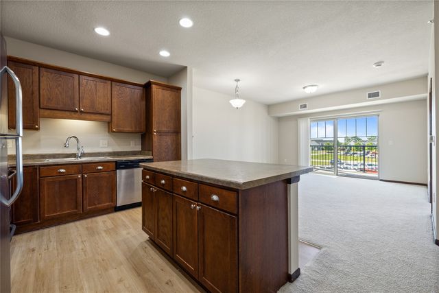 1370 SW Magazine Road 205, Ankeny, IA 50023