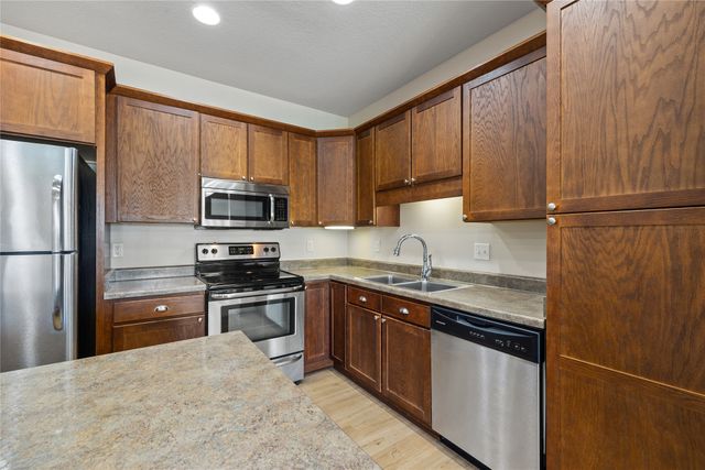 1370 SW Magazine Road 205, Ankeny, IA 50023