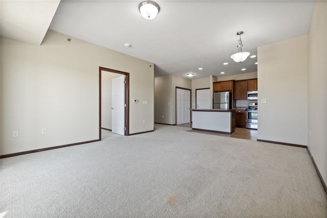 1370 SW Magazine Road 205, Ankeny, IA 50023