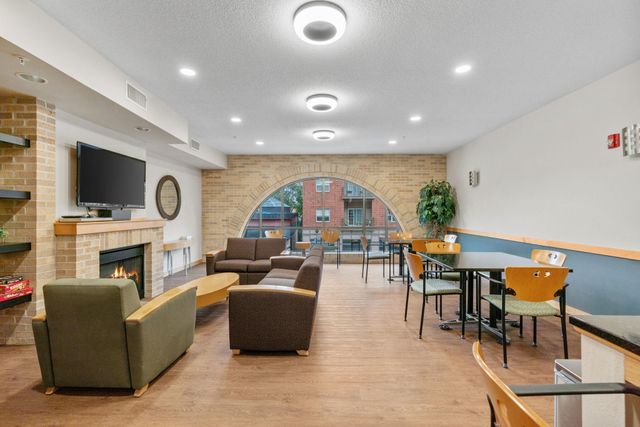 750 Mainstreet 202, Hopkins, MN 55343