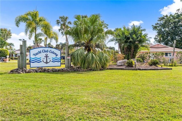 1729 Cascade WAY N, North Fort Myers, FL 33917