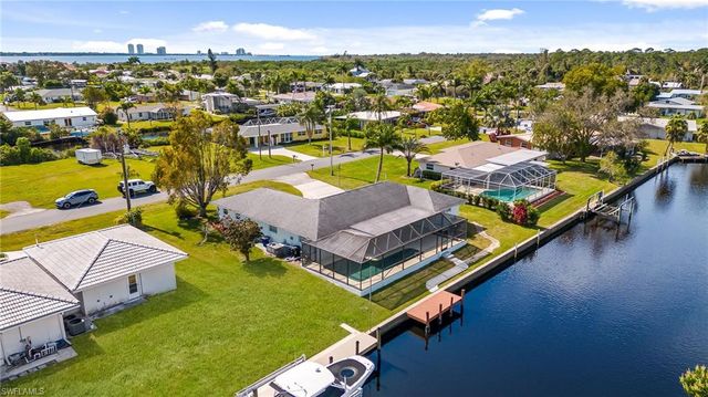 1729 Cascade WAY N, North Fort Myers, FL 33917