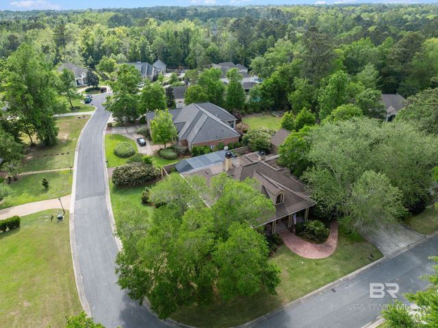 17321 Bedford Court, Fairhope, AL 36532