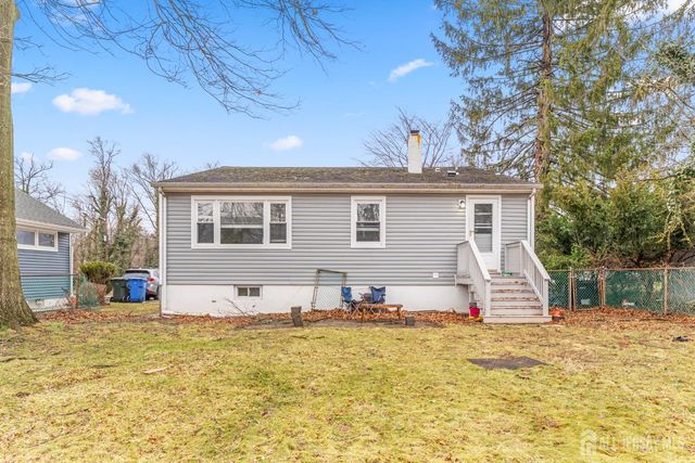 22 N Oak N Avenue, Iselin, NJ 08830