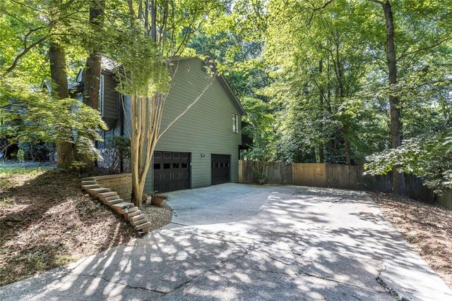 4918 Scotts Creek Trail, Peachtree Corners, GA 30096