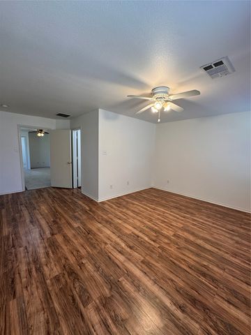414 N Jackson Avenue A, Wylie, TX 75098