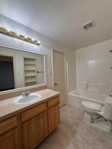 414 N Jackson Avenue A, Wylie, TX 75098